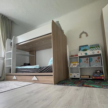 NEU Familienfreundliche FeWo in Seennähe im Leipziger Süden Markkleeberg Exterior foto