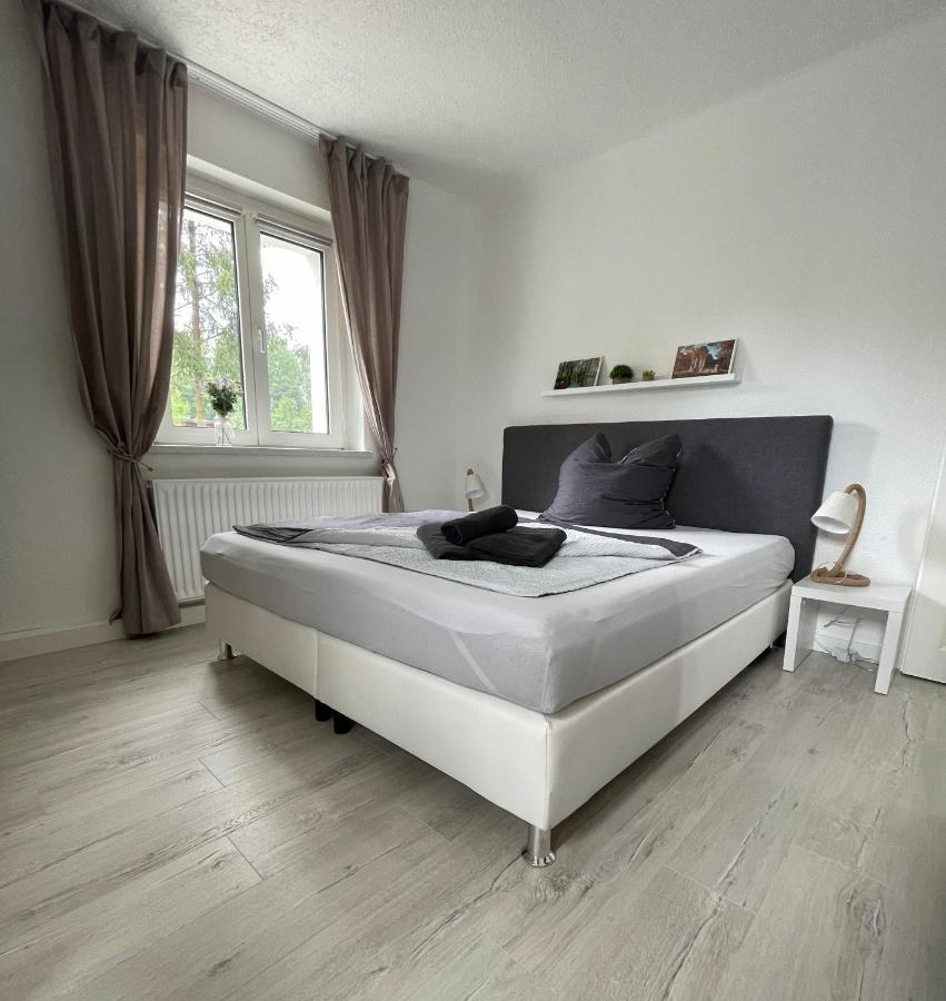 NEU Familienfreundliche FeWo in Seennähe im Leipziger Süden Markkleeberg Exterior foto